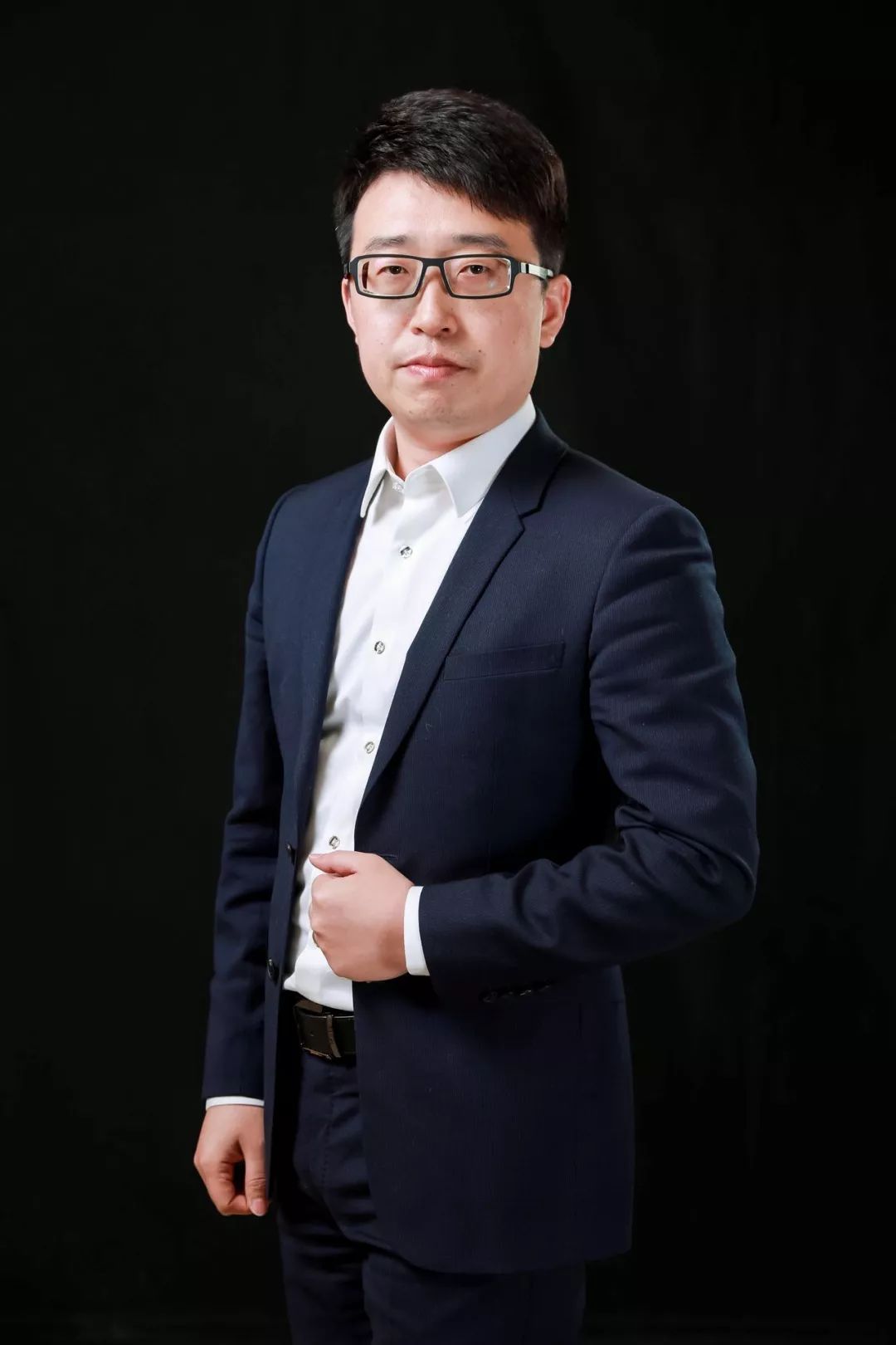 你房里有人 视频主图