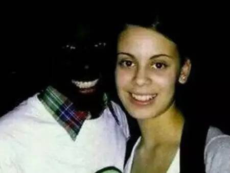 人道主义吸血鬼在寻找自杀自愿者