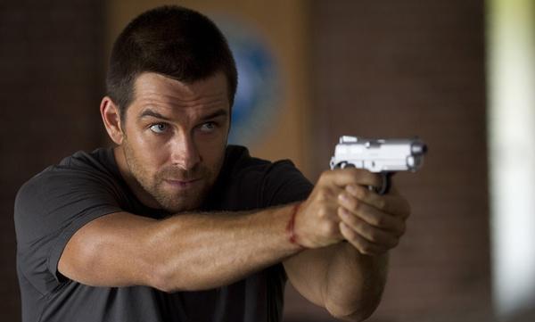 亚李·爸爸两个大盗 视频主图