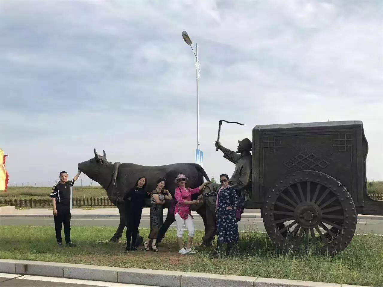 农场小牛牛：偷拍风波 产品图片