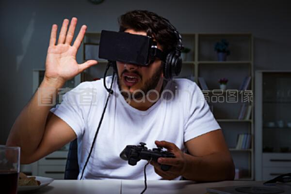 唐砖下之灵域双生 推荐视频