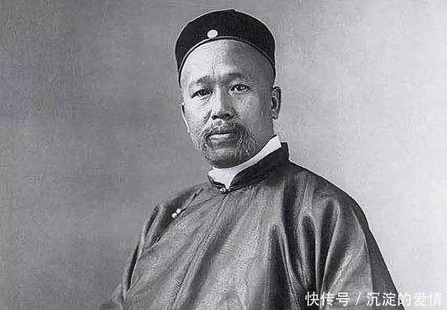 从暗处来 产品图片