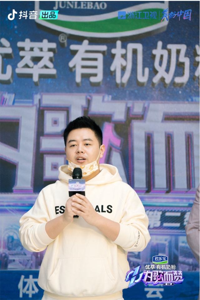 伊丽莎白镇 推荐视频