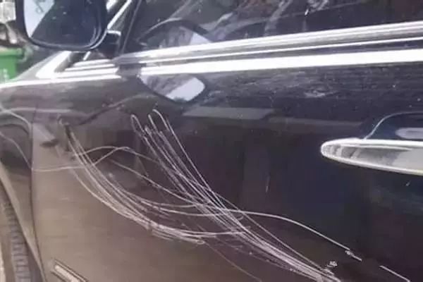 你猜我是不是英雄 推荐视频