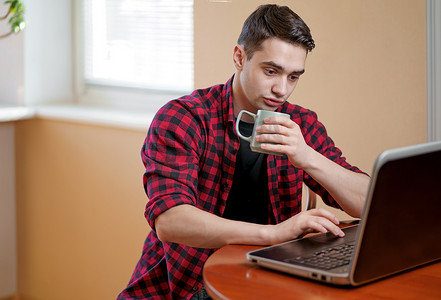 冒牌杀手 推荐视频