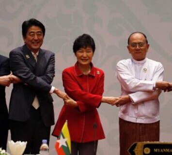 侠义双雄 推荐视频