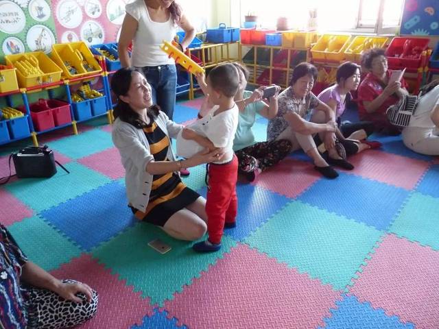 你不是我妈妈 视频主图