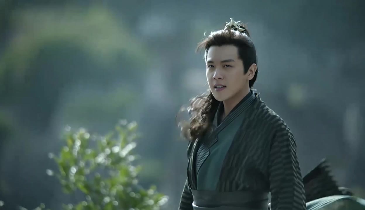 伦敦上空的鹰 推荐视频