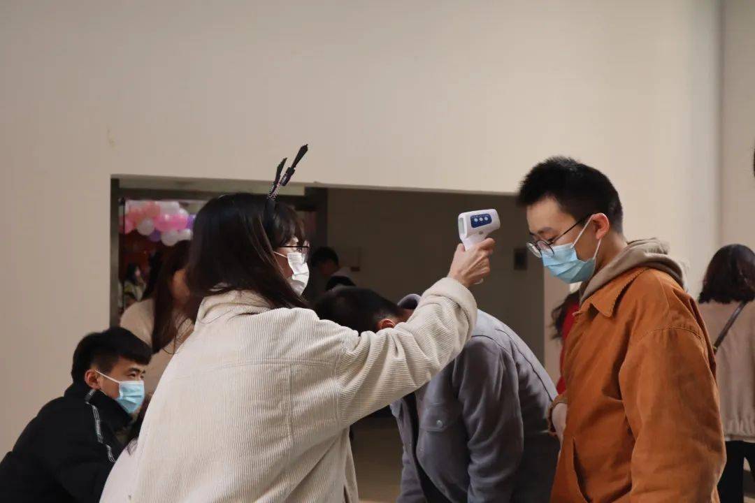 原振侠与卫斯理