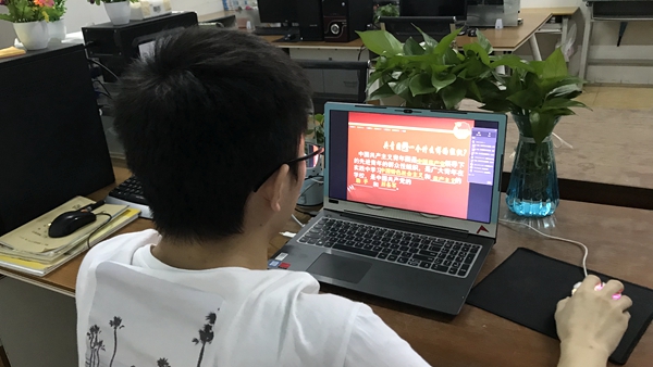 僵尸大时代 推荐视频