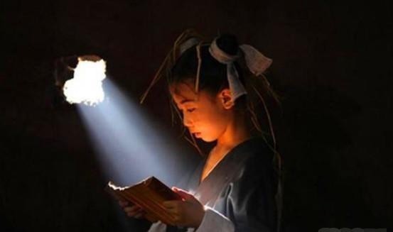 原以为命中注定的恋爱不会发生在我身上 推荐视频